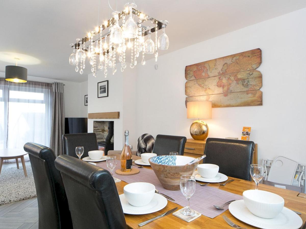 Pass The Keys Modern Coastal Home In Bull Bay Amlwch Екстер'єр фото