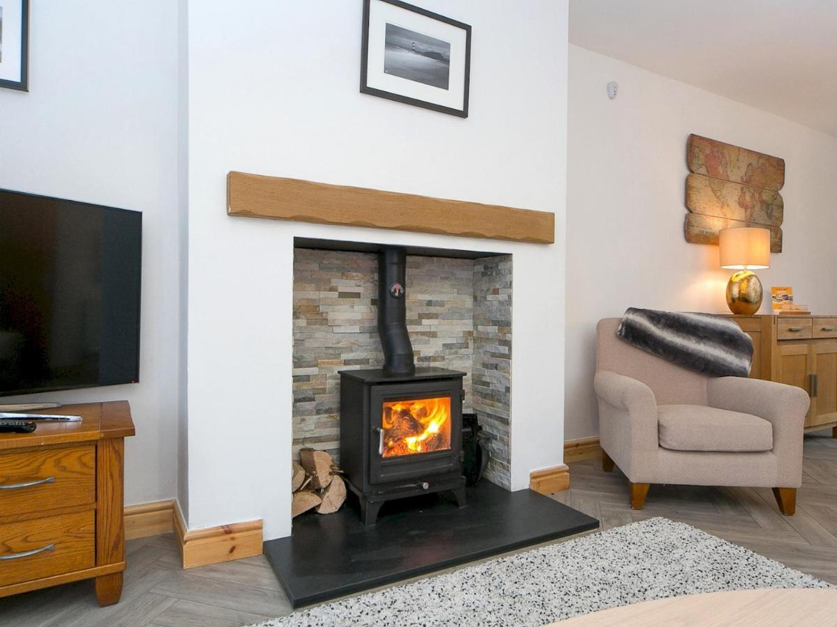 Pass The Keys Modern Coastal Home In Bull Bay Amlwch Екстер'єр фото
