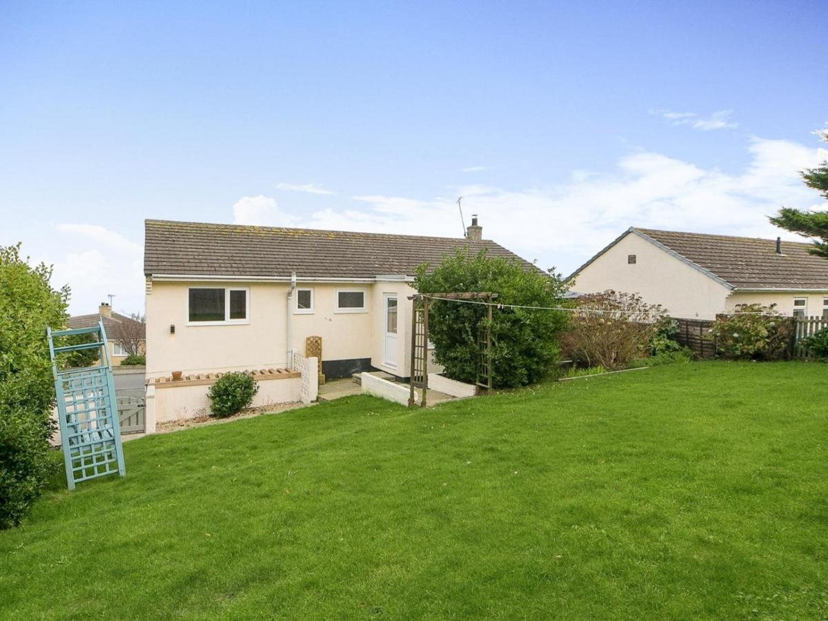 Pass The Keys Modern Coastal Home In Bull Bay Amlwch Екстер'єр фото
